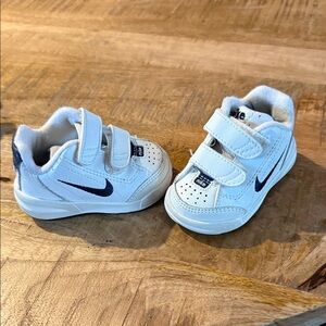 Nike Kids White and Navy Sneakers